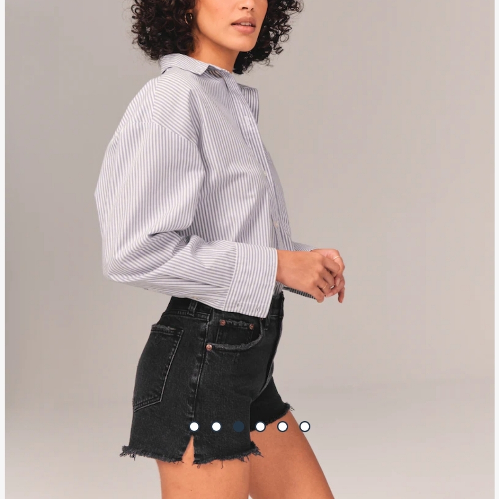 Abercrombie High Rise Mom Short